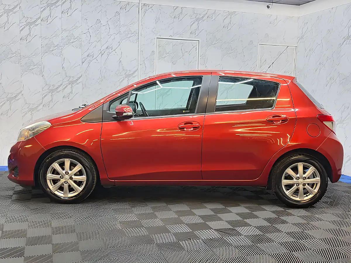 Used 2012 Toyota Yaris Tr Red - Interior and Exterior details 8