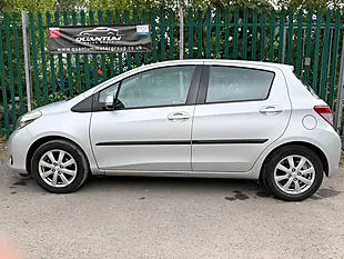 Used 2012 Toyota Yaris Tr Silver - Interior and Exterior details 14