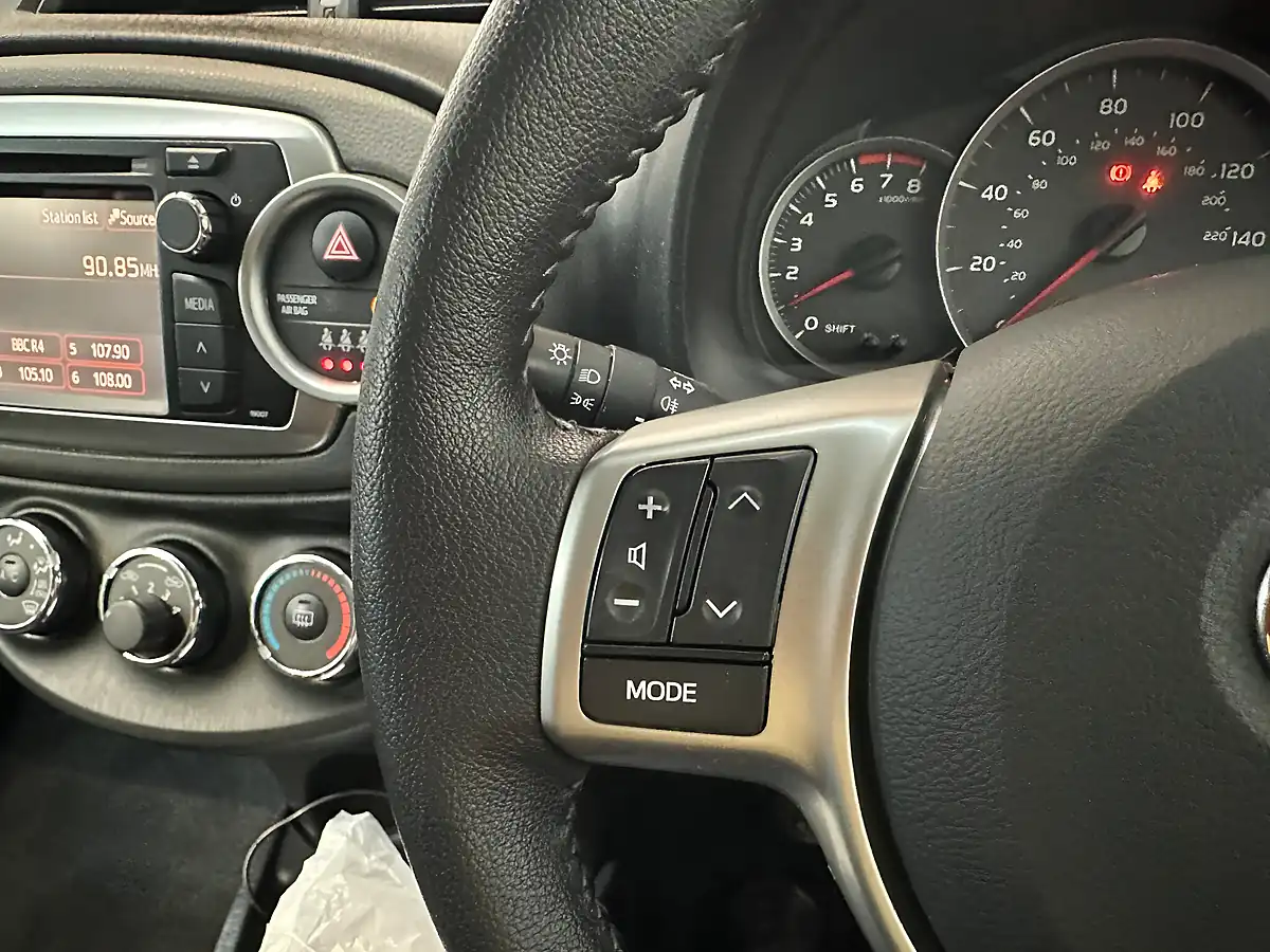 Used 2012 Toyota Yaris Tr White - Interior and Exterior details 13