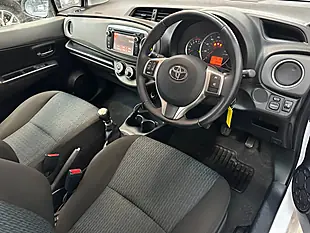 Used 2012 Toyota Yaris Tr White - Interior and Exterior details 3