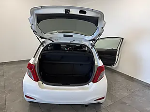 Used 2012 Toyota Yaris Trend White - Interior and Exterior details 14