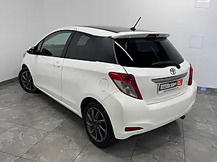 Used 2012 Toyota Yaris Trend White - Interior and Exterior details 5
