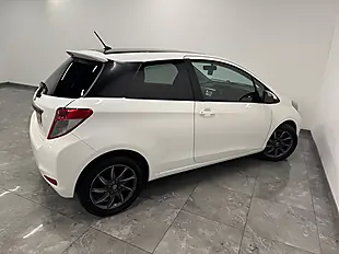 Used 2012 Toyota Yaris Trend White - Interior and Exterior details 8