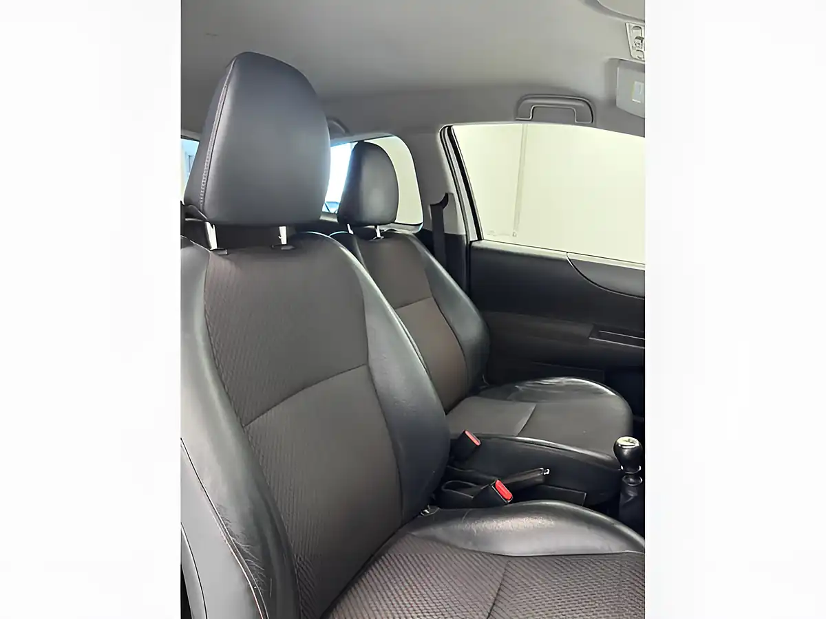 Used 2012 Toyota Yaris Trend White - Interior and Exterior details 9