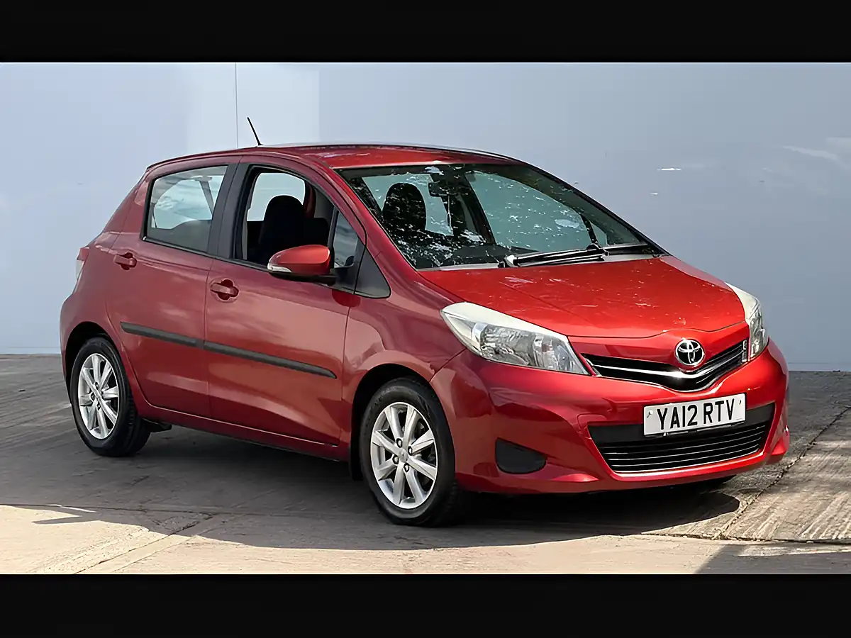 Used 2012 Toyota Yaris Yaris Tr Burning Red - Front View