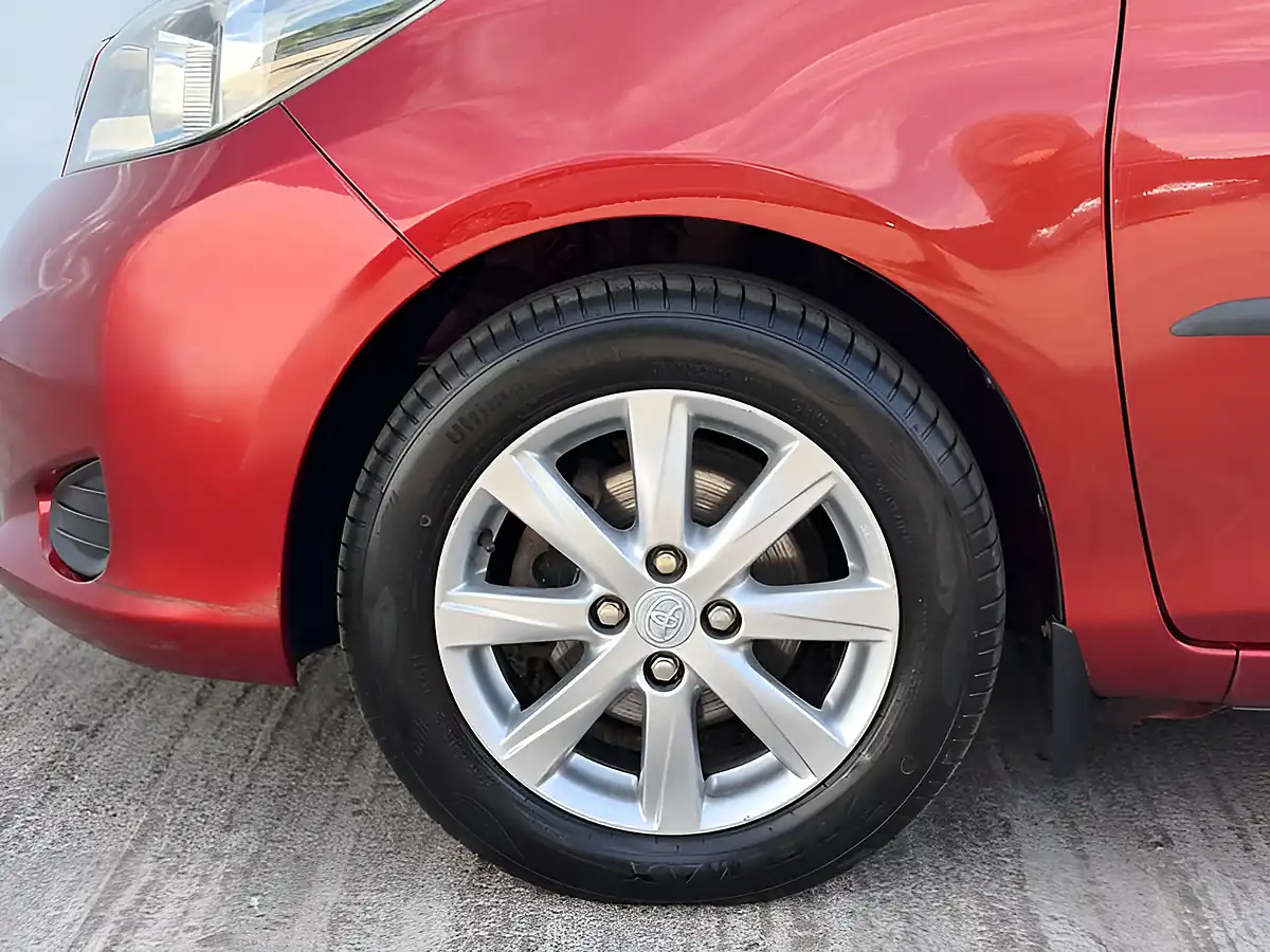 Used 2012 Toyota Yaris Yaris Tr Burning Red - Interior and Exterior details 18