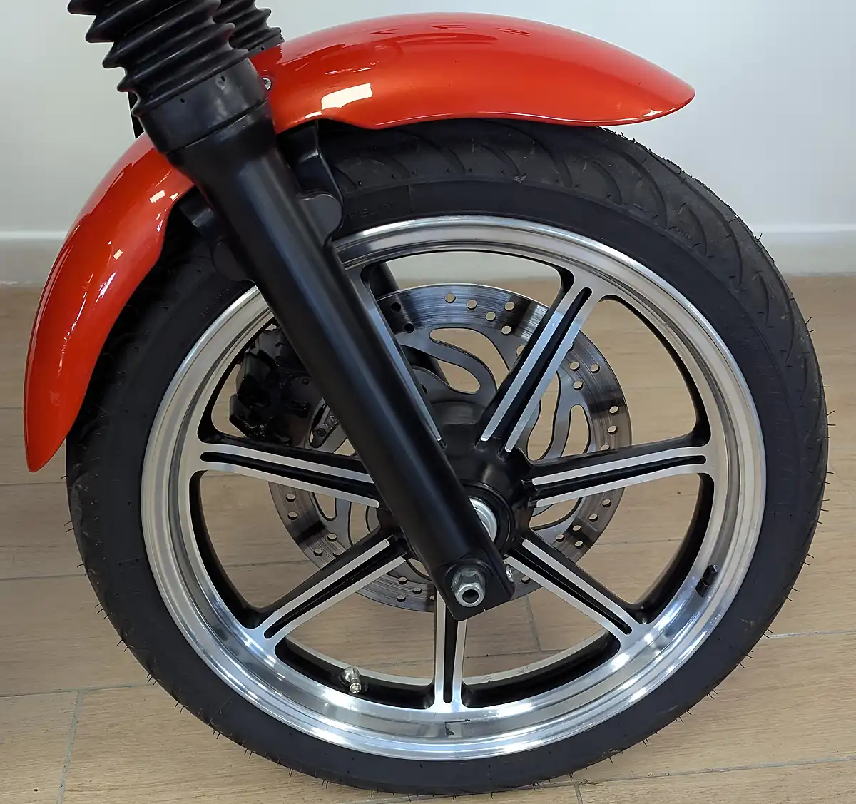 Used 2012 Triumph Bonneville S Orange - Interior and Exterior details 15