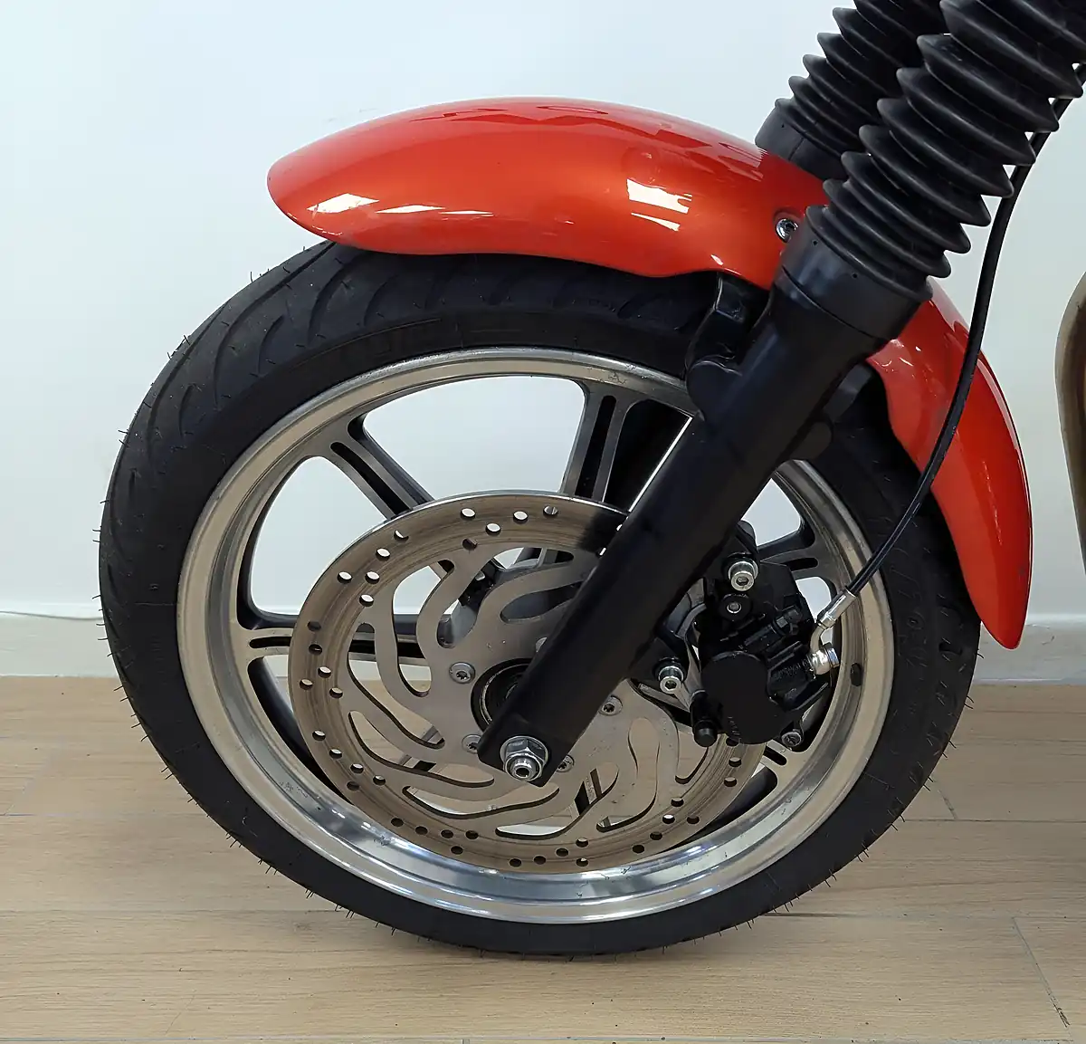 Used 2012 Triumph Bonneville S Orange - Interior and Exterior details 16