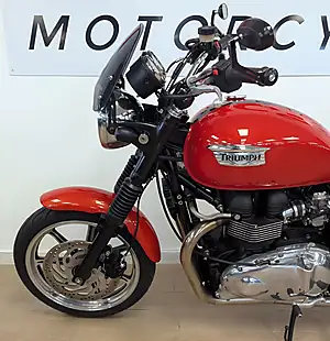 Used 2012 Triumph Bonneville S Orange - Interior and Exterior details 19