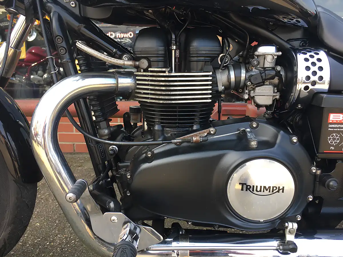Used 2012 Triumph Speed Master - Interior and Exterior details 6