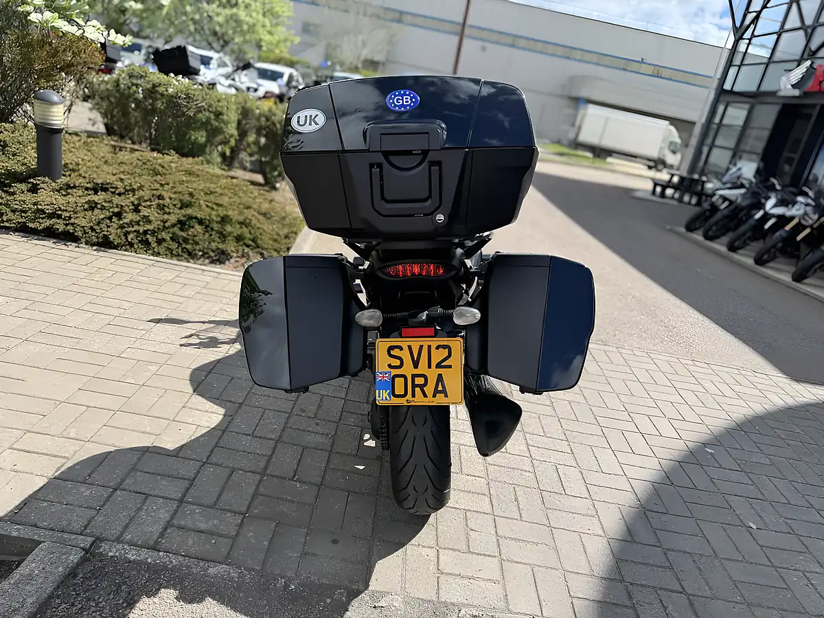 Used 2012 Triumph Sprint GT 1050 Abs Black - Interior and Exterior details 8
