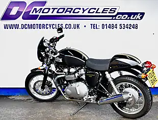 Used 2012 Triumph Thruxton 900 Roadster/Retro Black - Interior and Exterior details 6