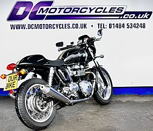 Used 2012 Triumph Thruxton 900 Roadster/Retro Black - Interior and Exterior details 8