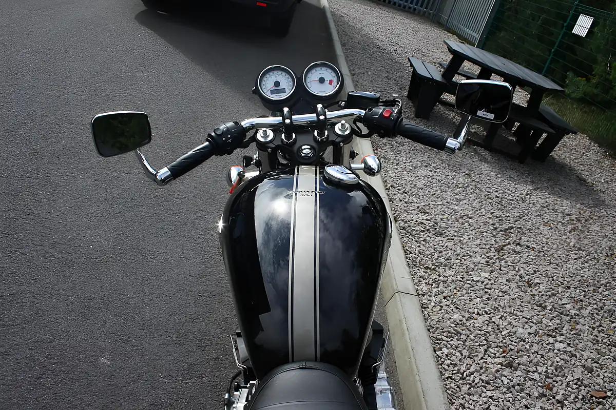 Used 2012 Triumph Thruxton Black - Interior and Exterior details 10