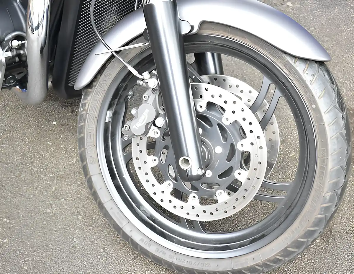 Used 2012 Triumph Thunderbird 1700 Custom Cruiser Matte Graphite - Interior and Exterior details 10