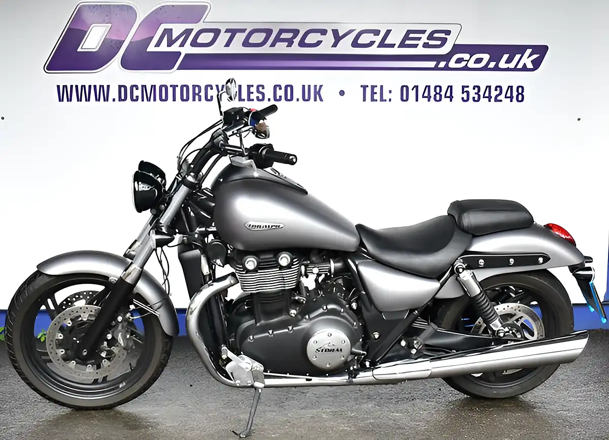 Used 2012 Triumph Thunderbird 1700 Custom Cruiser Matte Graphite - Interior and Exterior details 5