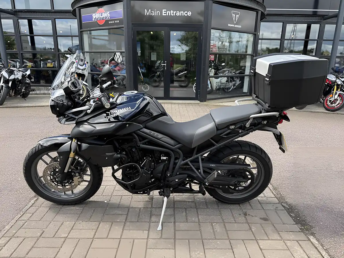 Used 2012 Triumph Tiger 800 Abs Black - Interior and Exterior details 3
