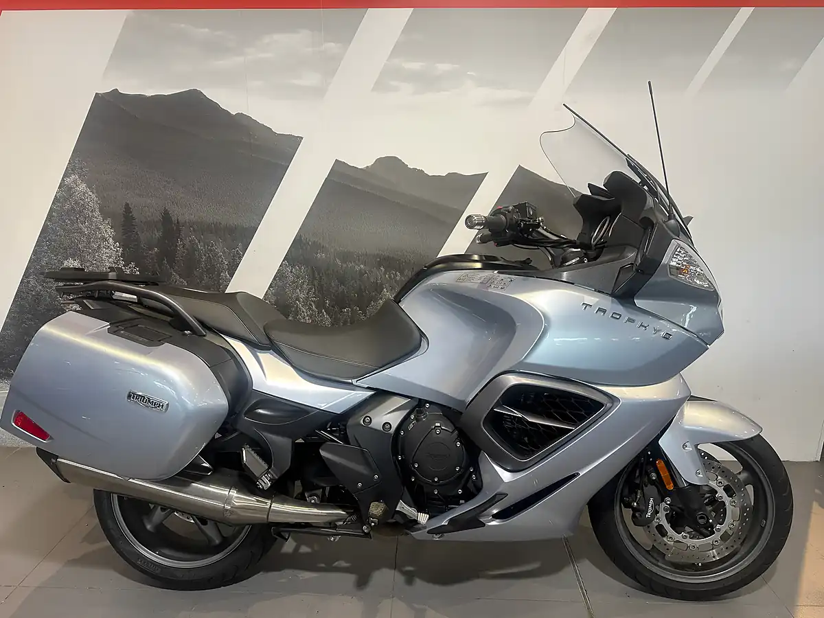Used 2012 Triumph Trophy Se Light Blue Metallic - Front View
