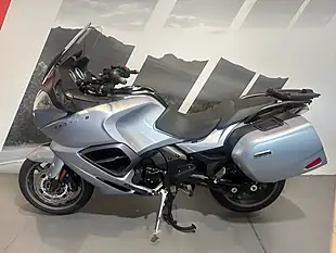 Used 2012 Triumph Trophy Se Light Blue Metallic - Interior and Exterior details 2