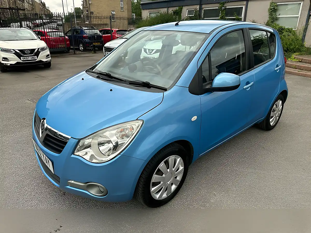 Used 2012 Vauxhall Agila S Blue - Interior and Exterior details 7