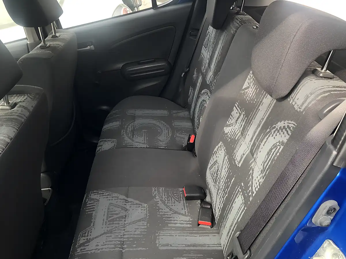 Used 2012 Vauxhall Agila S Blue - Interior and Exterior details 13