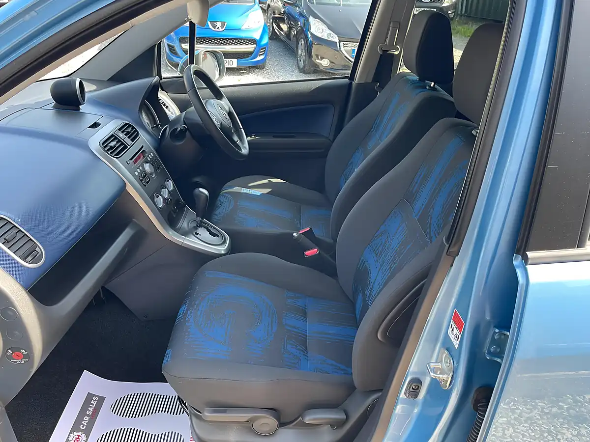 Used 2012 Vauxhall Agila Se Blue - Interior and Exterior details 10