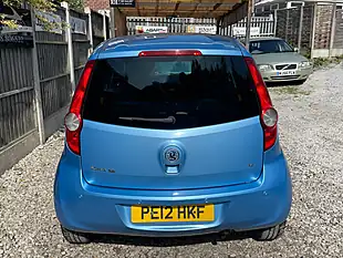 Used 2012 Vauxhall Agila Se Blue - Interior and Exterior details 8
