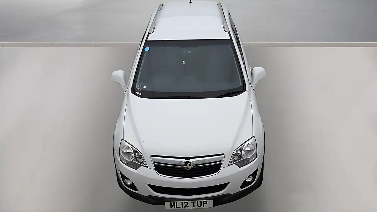 Used 2012 Vauxhall Antara Exclusiv White - Interior and Exterior details 13