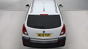Used 2012 Vauxhall Antara Exclusiv White - Interior and Exterior details 14