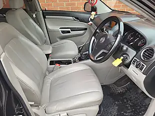 Used 2012 Vauxhall Antara Se Black - Interior and Exterior details 14