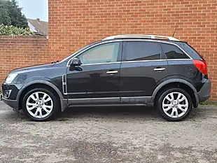Used 2012 Vauxhall Antara Se Black - Interior and Exterior details 2
