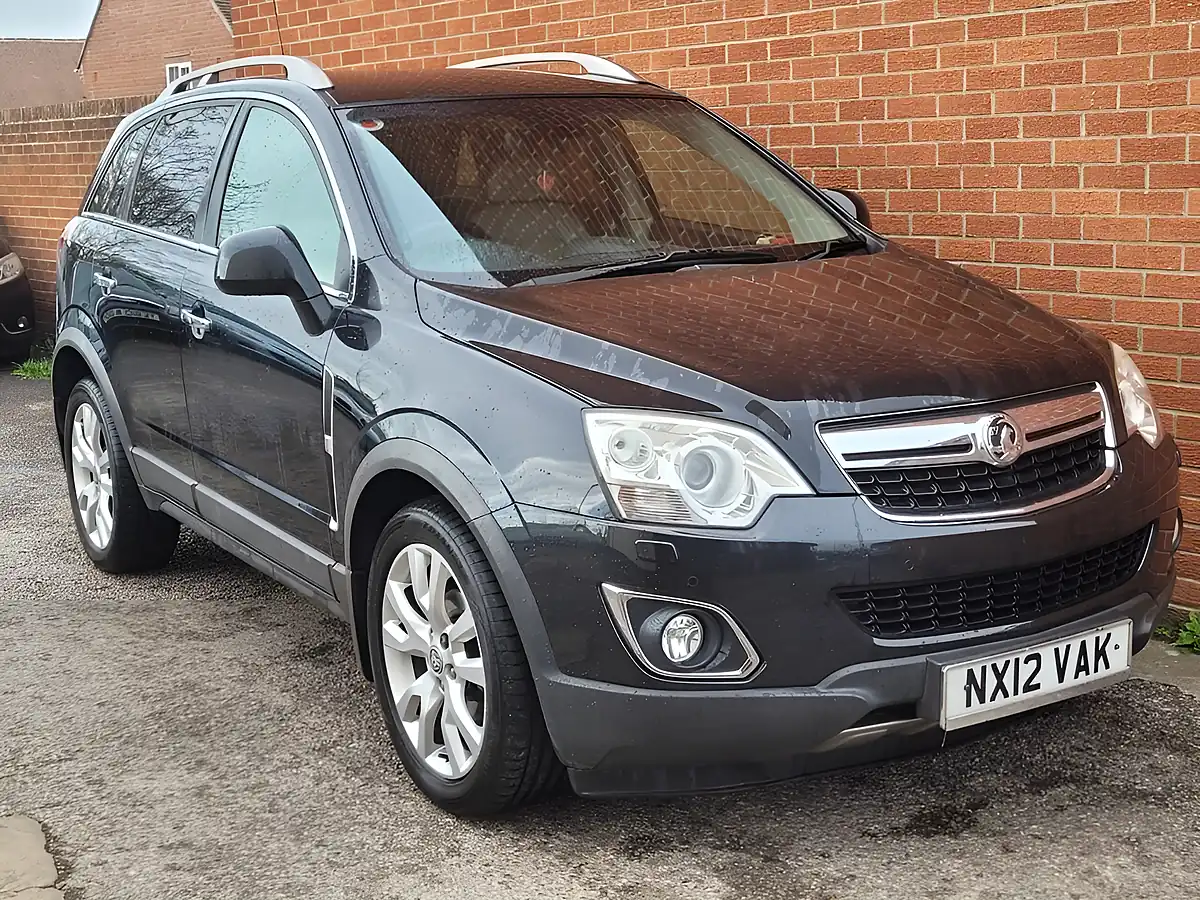 Used 2012 Vauxhall Antara Se Black - Interior and Exterior details 7