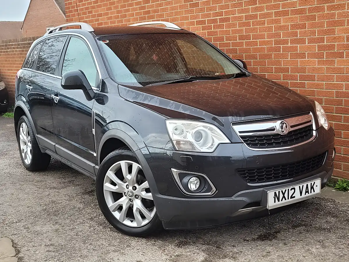 Used 2012 Vauxhall Antara Se Black - Interior and Exterior details 9
