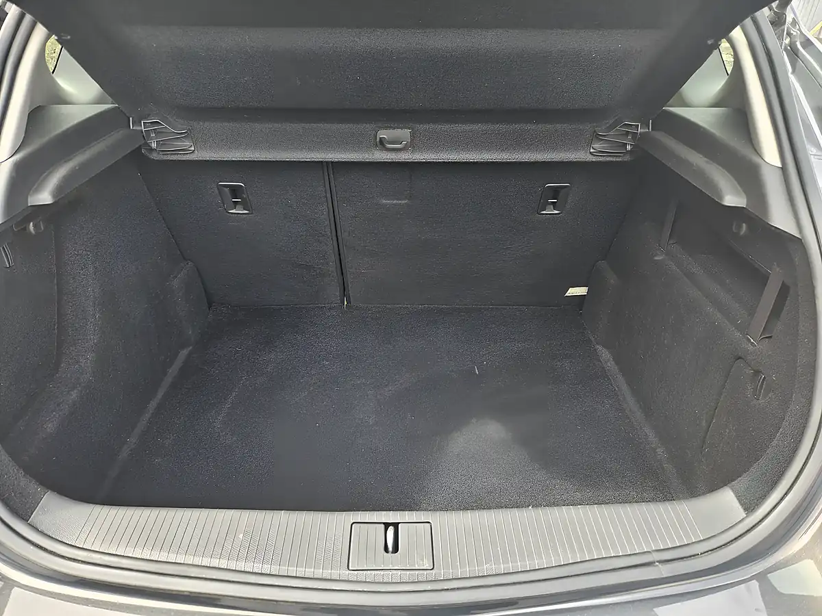 Used 2012 Vauxhall Astra Active Limited Edition Grey - Interior and Exterior details 15