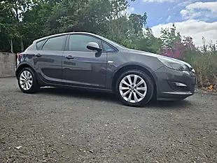 Used 2012 Vauxhall Astra Active Limited Edition Grey - Interior and Exterior details 3