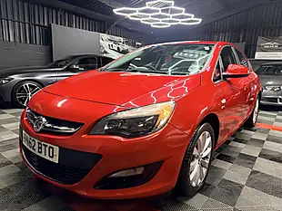 Used 2012 Vauxhall Astra Active Red - Interior and Exterior details 4