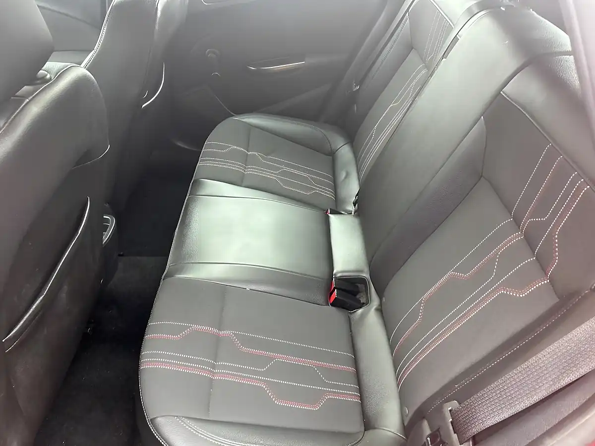 Used 2012 Vauxhall Astra Active Red - Interior and Exterior details 17