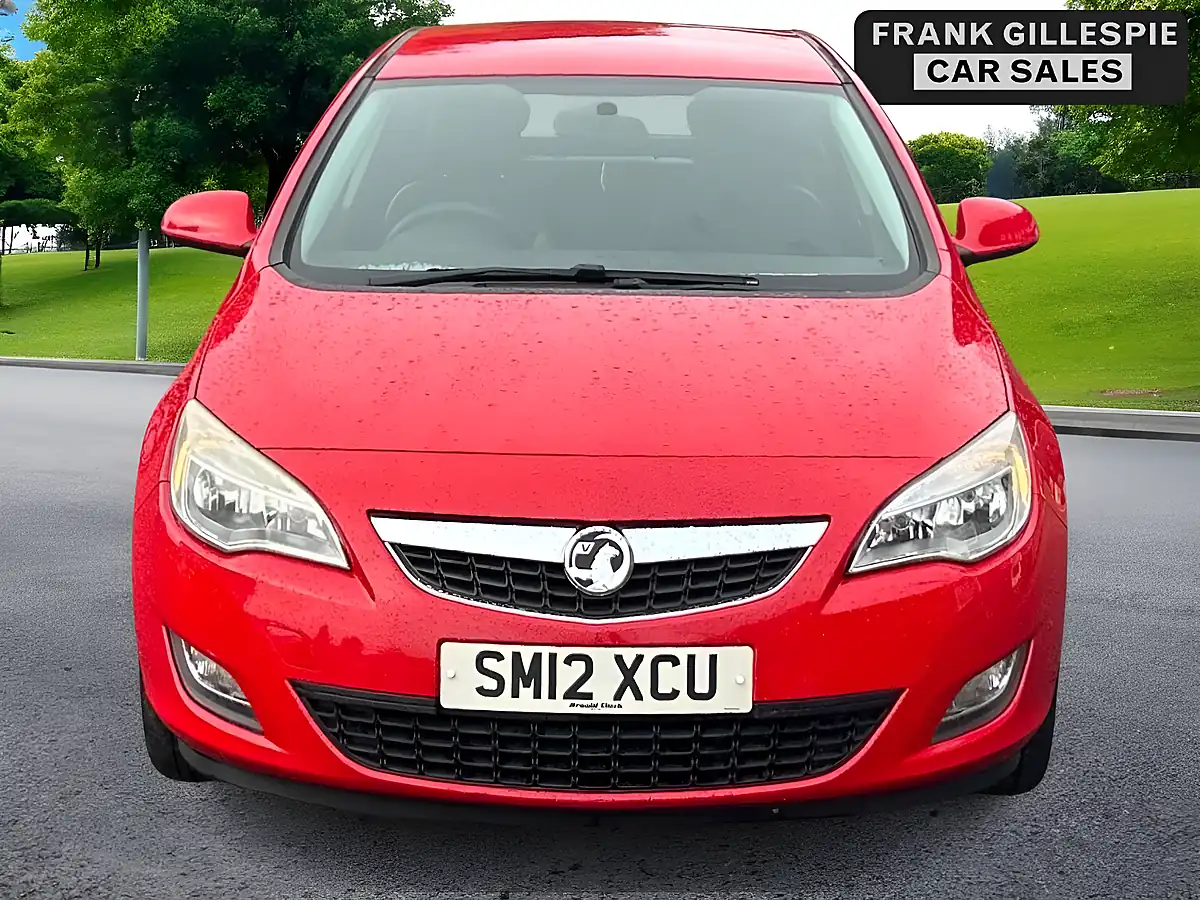 Used 2012 Vauxhall Astra Active Red - Interior and Exterior details 4