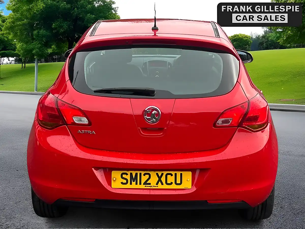 Used 2012 Vauxhall Astra Active Red - Interior and Exterior details 7