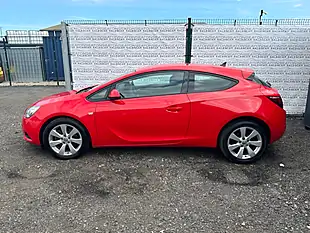Used 2012 Vauxhall Astra Gtc Sport Red - Interior and Exterior details 5