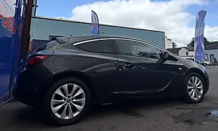 Used 2012 Vauxhall Astra Gtc Sri Black - Interior and Exterior details 8