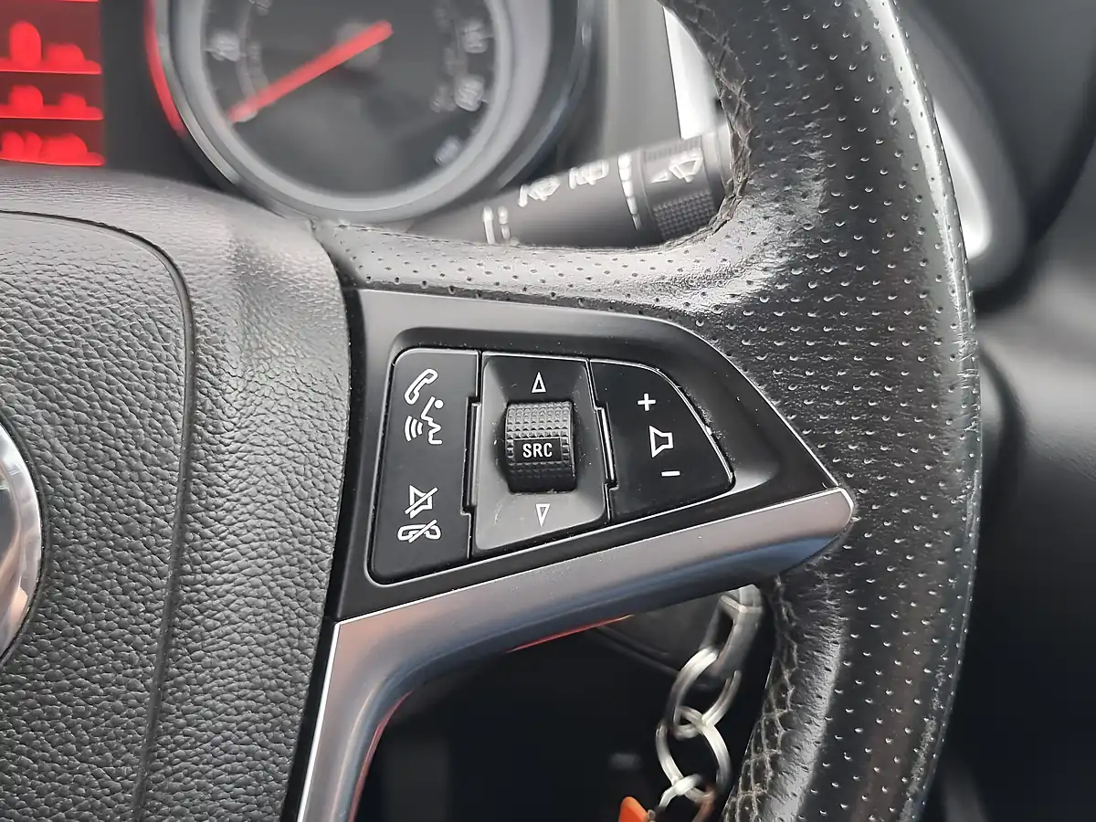 Used 2012 Vauxhall Astra Gtc Sri Grey - Interior and Exterior details 12