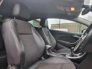 Used 2012 Vauxhall Astra Gtc Sri Grey - Interior and Exterior details 8