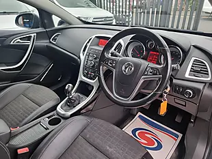 Used 2012 Vauxhall Astra Gtc Sri Grey - Interior and Exterior details 9