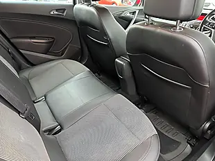 Used 2012 Vauxhall Astra Se Red - Interior and Exterior details 18
