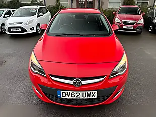 Used 2012 Vauxhall Astra Se Red - Interior and Exterior details 3