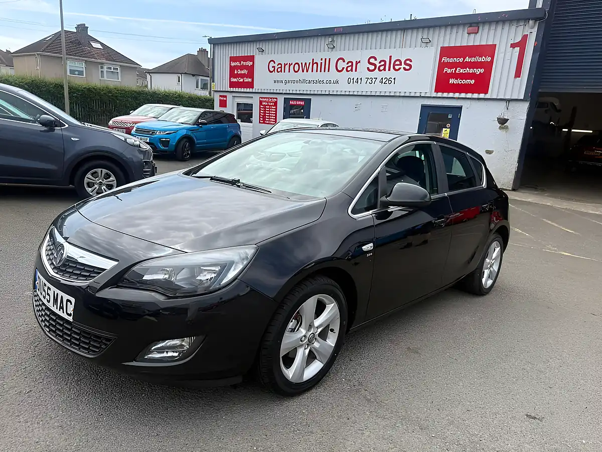 Used 2012 Vauxhall Astra Sri Black - Front View