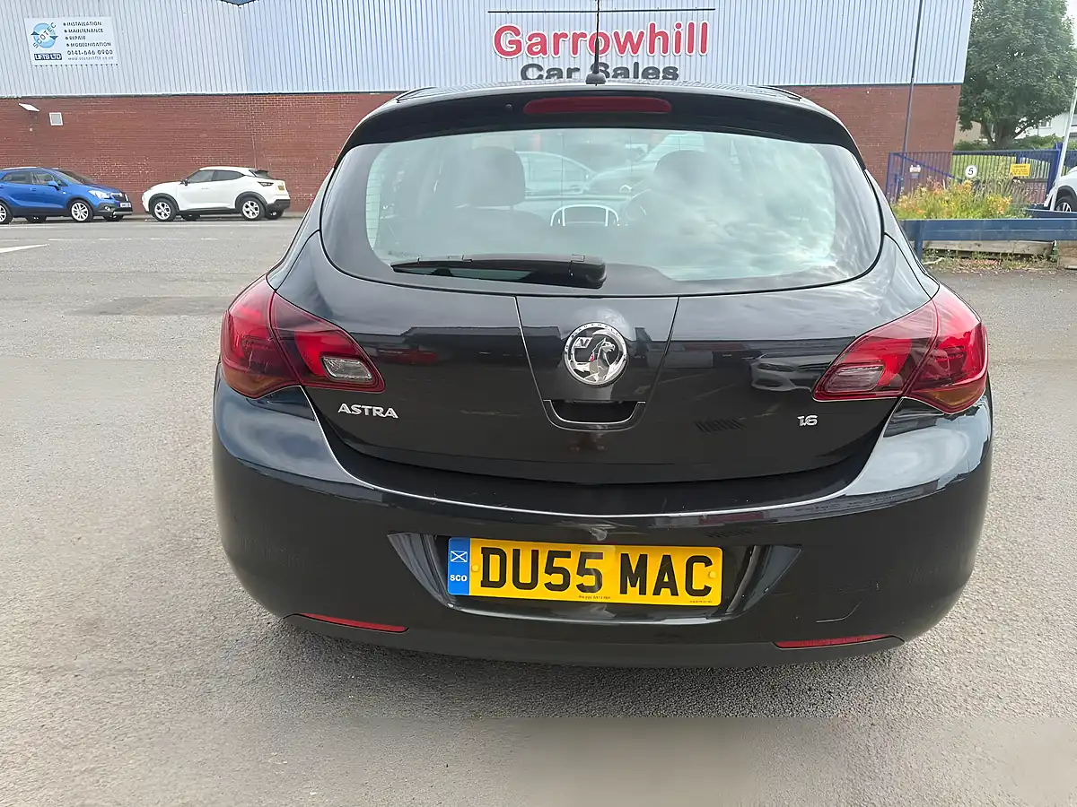 Used 2012 Vauxhall Astra Sri Black - Interior and Exterior details 7