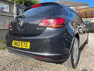 Used 2012 Vauxhall Astra Sri Black - Interior and Exterior details 12