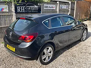 Used 2012 Vauxhall Astra Sri Black - Interior and Exterior details 8